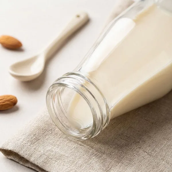 Evaporated_Milk_Bottle