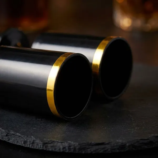 Flying_Coin_Cups