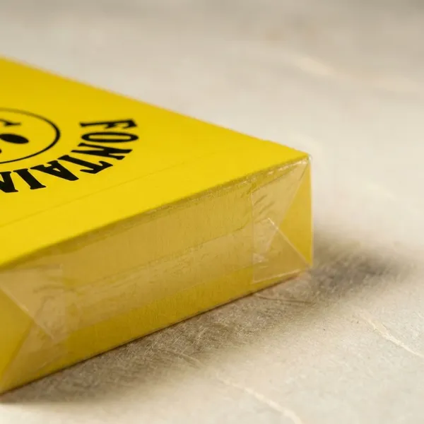 Fontaine_Chinatown_Playing_Cards_Yellow_Edition_Deck