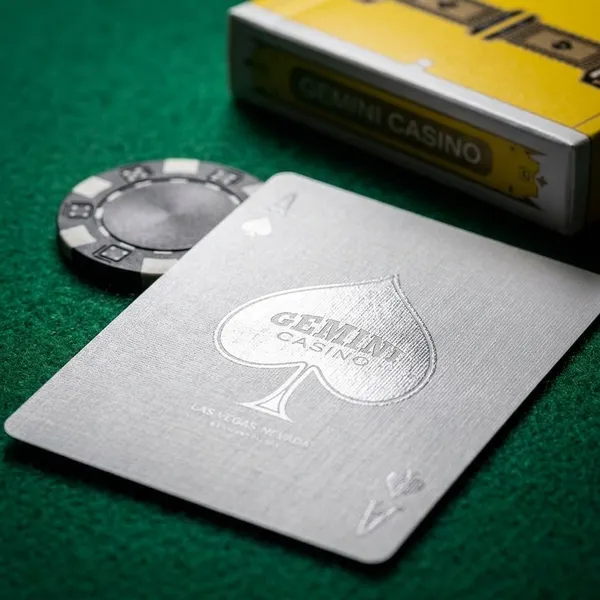 Gemini_Casino_Deck_Yellow_Edition
