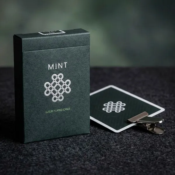 Mint_V2_Playing_Cards_(Cucumber)_Edition_Deck