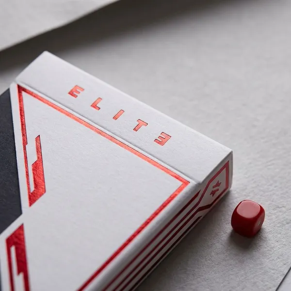 Odyssey_Playing_Cards_Elite_V2_By_Sergio_Roca