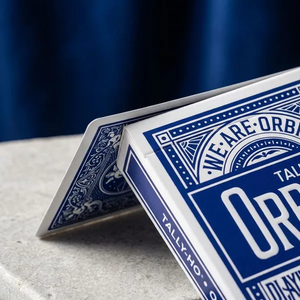 Orbit_Tally_Ho_Circle_Back_Playing_Cards_Blue
