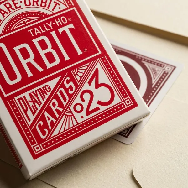 Orbit_Tally_Ho_Circle_Back_Playing_Cards_Red