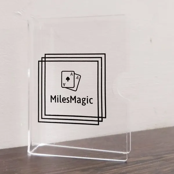 Milesmagic_Acrylic_Transparent_Card_Clip