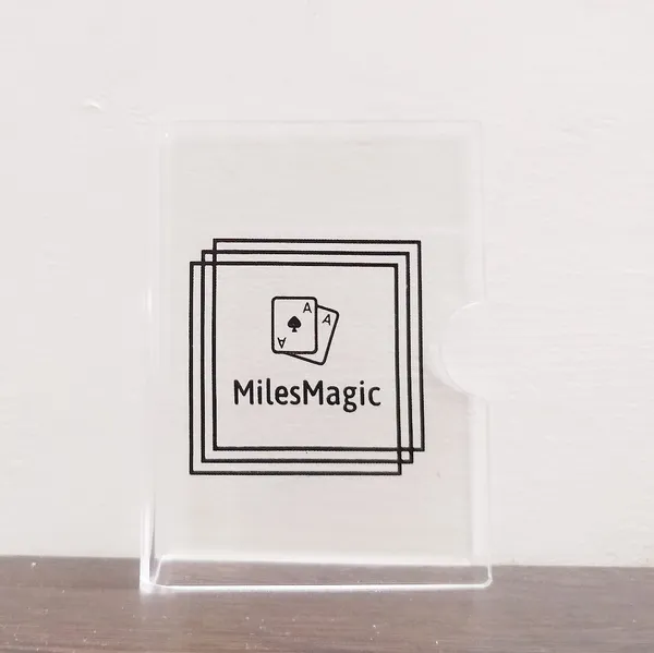 Milesmagic_Acrylic_Transparent_Card_Clip