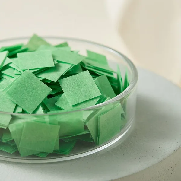 Snowstorm_Snowflakes_(Green)_Set_Of_12_Loads