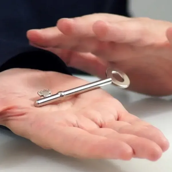 The_Haunted_Ghost_Key