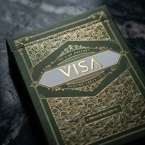 Visa_Private_Reserve_(White_Gold)_Deck