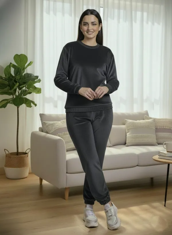 Ash_Grey_Full_Sleeve_Fur_Fabric_Active_Wear_Set_For_Women