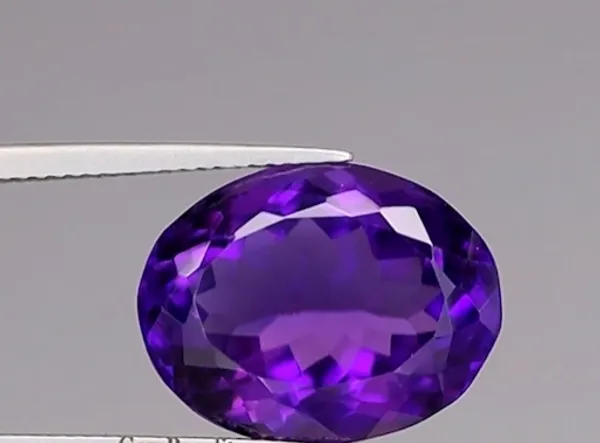 Original_Natural_Amethyst_weighing_6.60_Carat_(7.22_ratti)_From_Brazil_(frer_lab_certified)