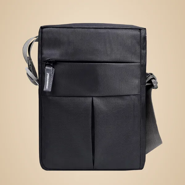 Black_Compact_Lightweight_And_Multi_Compartment_Design_Crossbody_Bag