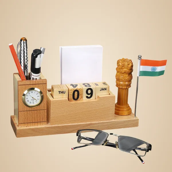 Brown_Wooden_Desk_Organizer_With_Calendar,_Clock,_Pen_Holder_And_Indian_Flag_Multi_Functional_Office_Table_Accessory