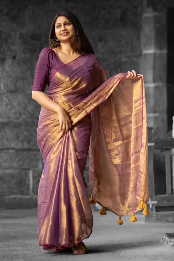 Purple_Handloom_Tissue_Saree_Ethnic_Wear_For_Occasional_Use_For_Elegance_Look_Vibrant_And_Changable_Relaxed_Fit_Blended_Ethnic_Wear_New_With_Out_Pompom_In_Pallu_For_Women