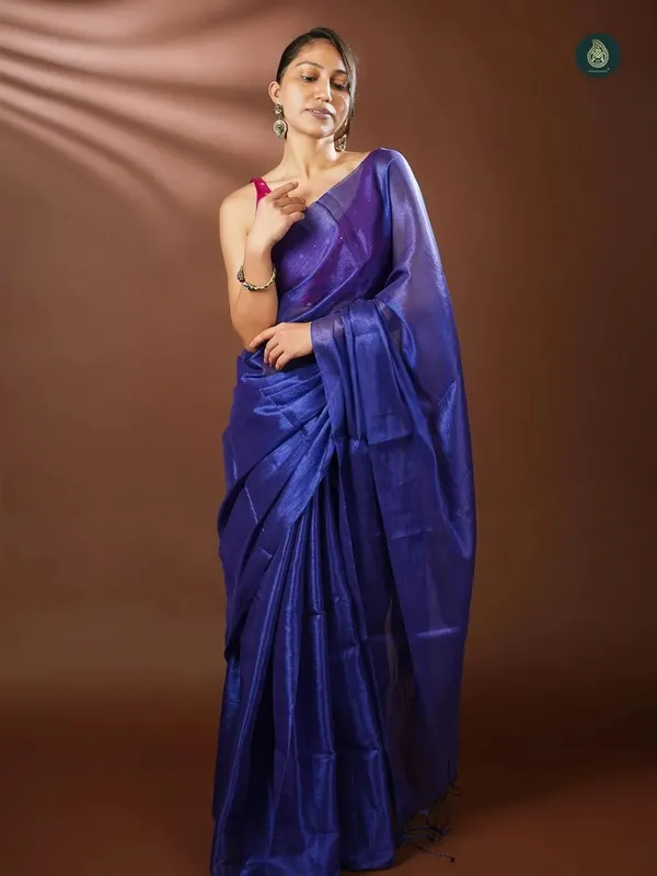 Royal_Blue_Handloom_Tissue_Saree_Ethnic_Wear_For_Occasional_Use_For_Elegance_Look_For_User_Relaxed_Fit_Blended_Cotton_Golden_Zari__And_Light_Weight_For_Women