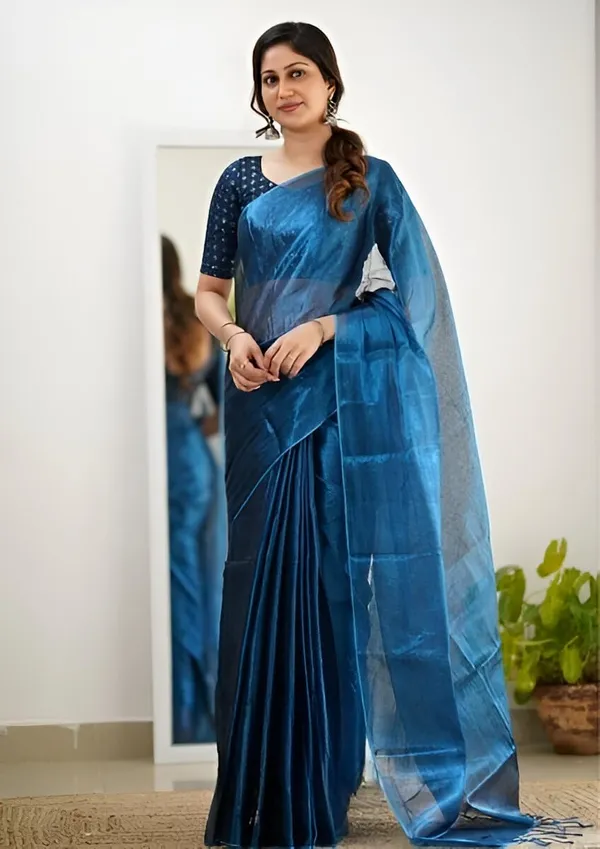 Royal_Blue_Handloom_Glossy_Tissue_Saree_With_Border_Soft,_Lightweight_&_Lustrous_Finish_Perfect_For_Weddings,_Traditional_Elegance_Artisanal_Weaving_Masterpiece_For_Women