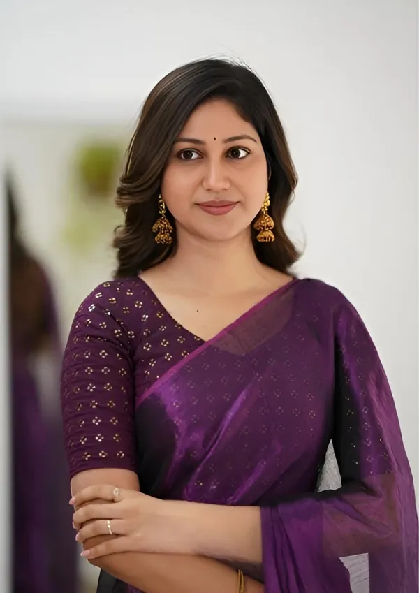 Purple_Handloom_Glossy_Magenta_Tissue_Saree_With_Out_Border_Soft,_Lightweight_&_Lustrous_Finish_Perfect_For_Weddings,Traditional_Elegance_Artisanal_Weaving_Masterpiece_For_Women