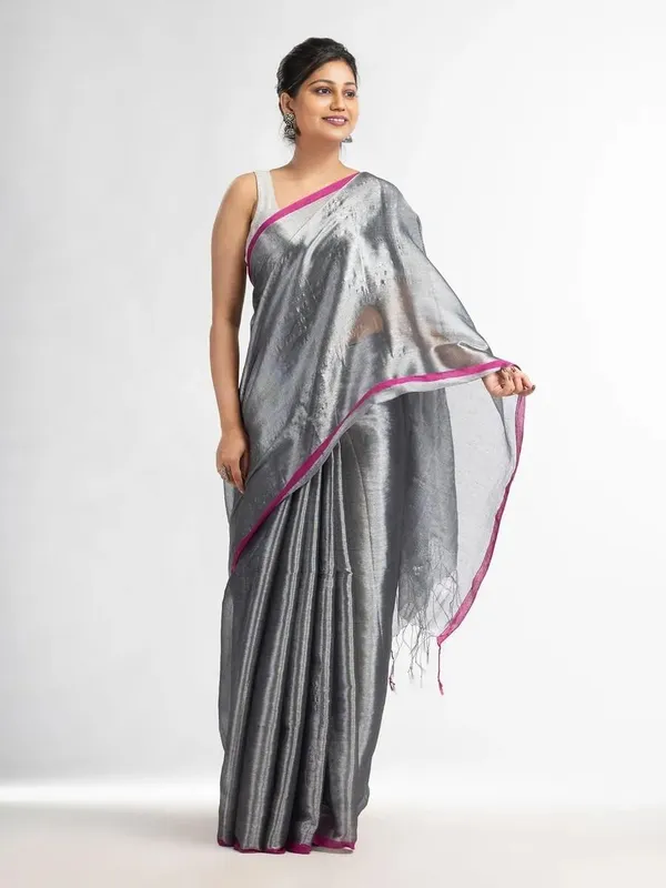 Grey_Handloom_Glossy_Tissue_Saree_With_Soft,_Lightweight_&_Lustrous_Finish_Perfect_For_Weddings,_Traditional_Elegance_Artisanal_Weaving_Masterpiece_For_Women