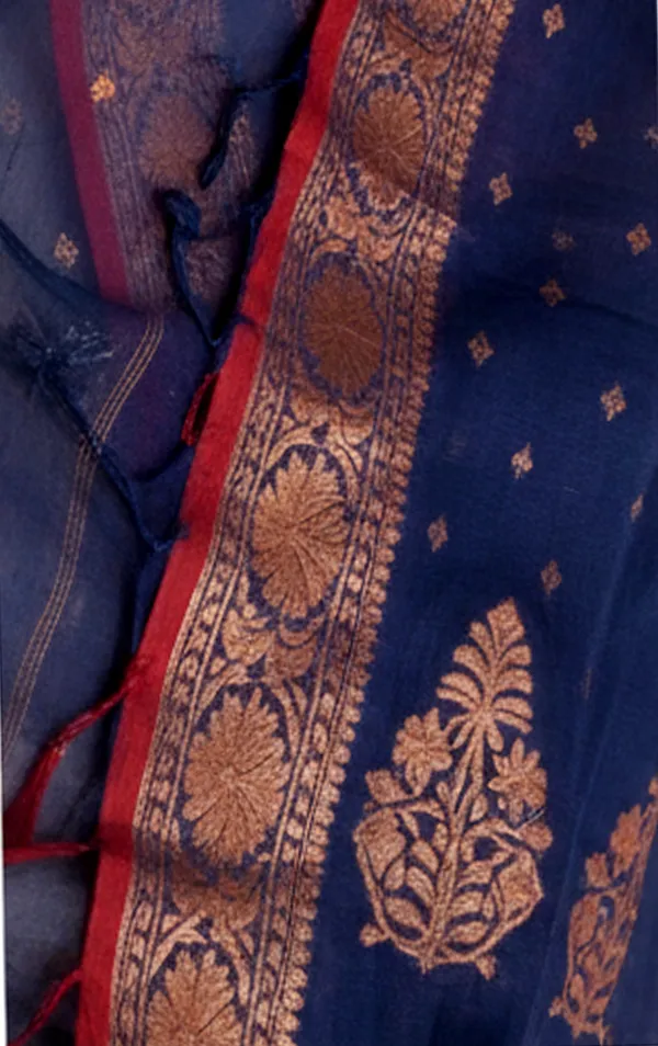 Navy_Blue_Handloom_Tissue_Saree_Ethnic_Wear_For_Occasional_Use_For_Elegance_Look_Golden_And_Changable_Cotton_Blended_Ethnic_Wear_For_Women