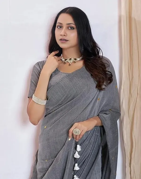 Grey_Cotton_Silk_Hand_Zari_Work_All_Over_Handloom_Saree_Without_Unstitched_Blouse_For_Women