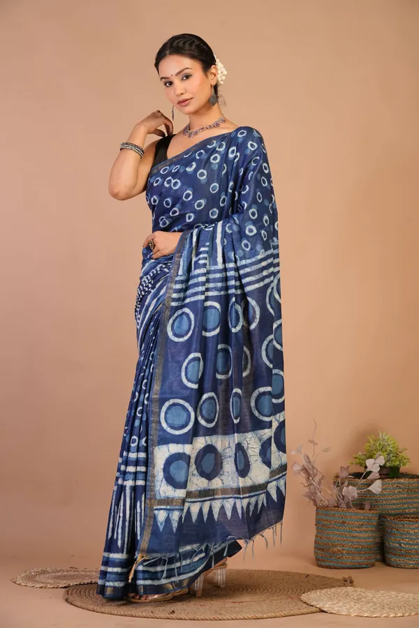 Navy_Blue_Cotton_Silk_Dabu_Print_(Hand_Block)_Bhagalpuri_Saree_With_Unstitched_Blouse