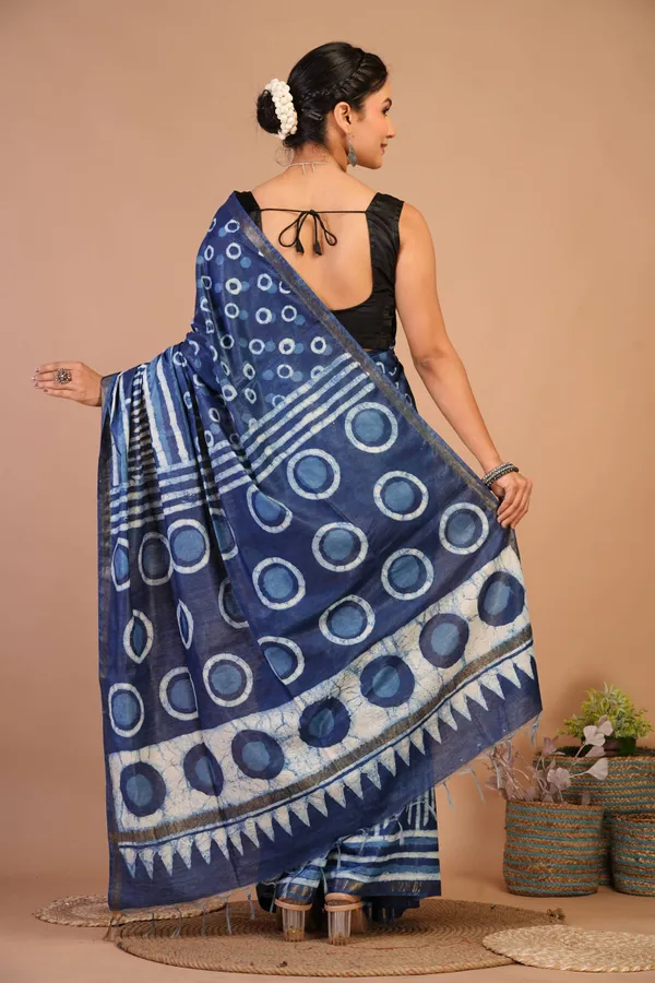 Navy_Blue_Cotton_Silk_Dabu_Print_(Hand_Block)_Bhagalpuri_Saree_With_Unstitched_Blouse
