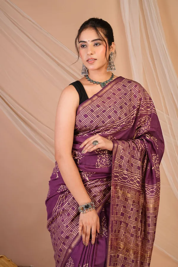 Purple_Jay_Shree_Cotton_Fine_Golden_Foil_Print_Bhagalpuri_Saree_With_Unstitched_Blouse