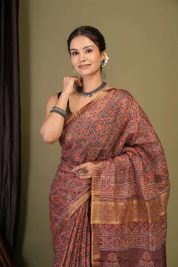 Maroon_Cotton_Silk_(Art_Silk)_Ajrakh_Bhagalpuri_Saree_With_Unstitched_Blouse