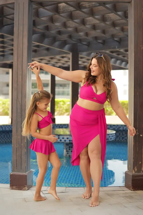 Pink_Scarlet_Waves_Kids_Beach_Wear_Swimsuit