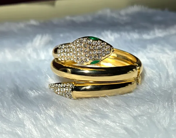 Golden_High_Quality_Jyoti_Kada_For_Women
