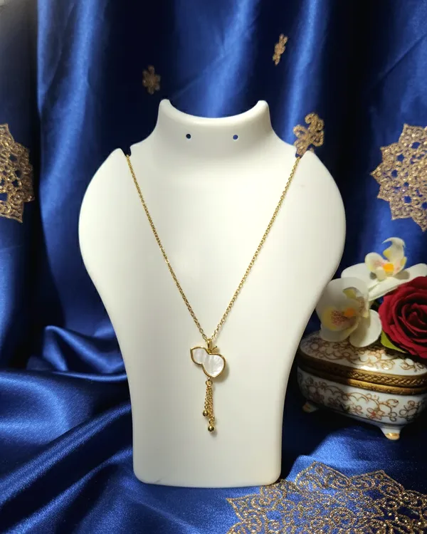 Golden_Alloy_Luxeaura_Women_Chain_For_Women