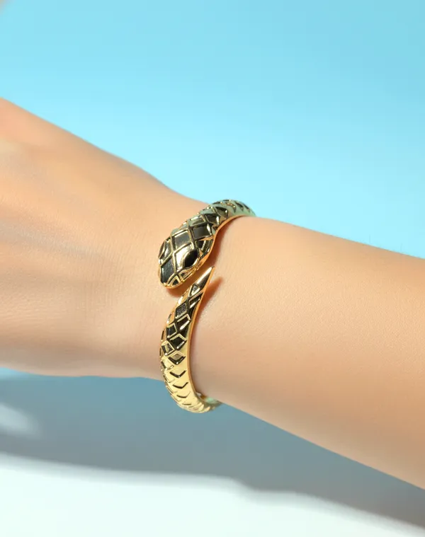 Golden_High_Quality_Annu_Kada_For_Women