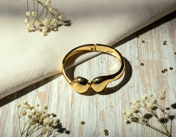 Golden_High_Quality_Nita_Kada_For_Women