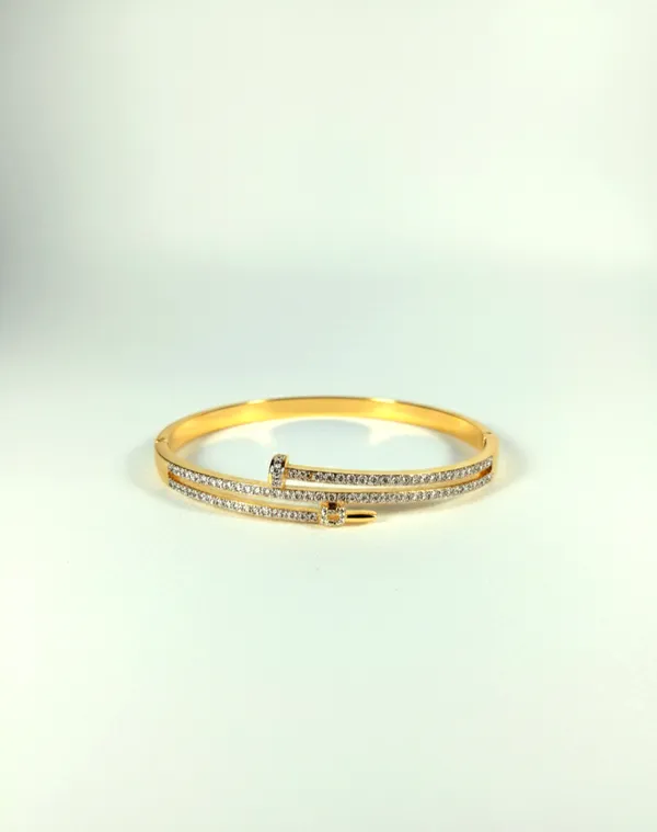 Golden_Alloy_Manali_Bracelet_For_Women