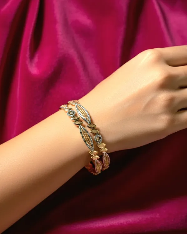 Golden_Premium_Quality_Juli_Bangles_(Set_Of_2)_For_Women