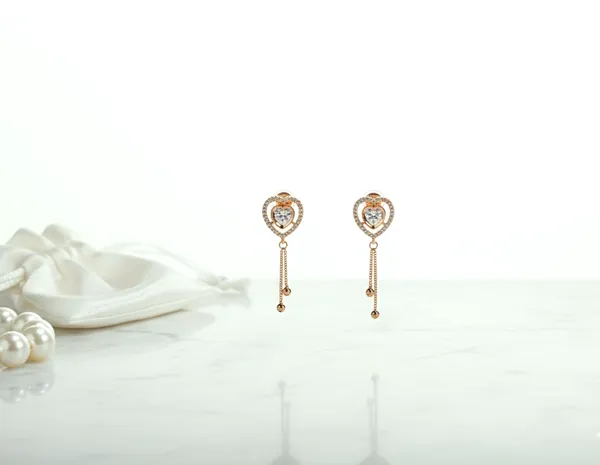 Rose_Gold_American_Diamond_Trendglam_Earrings_For_Women