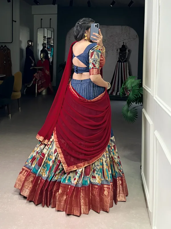 Perfectly_blended_Tussar_silk_lehenga_for_festive_season_to_charm_your_look