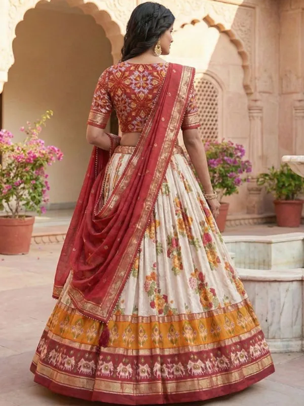 Navratri_Special_Red_Color_Patola_Print_Lehenga_Choli