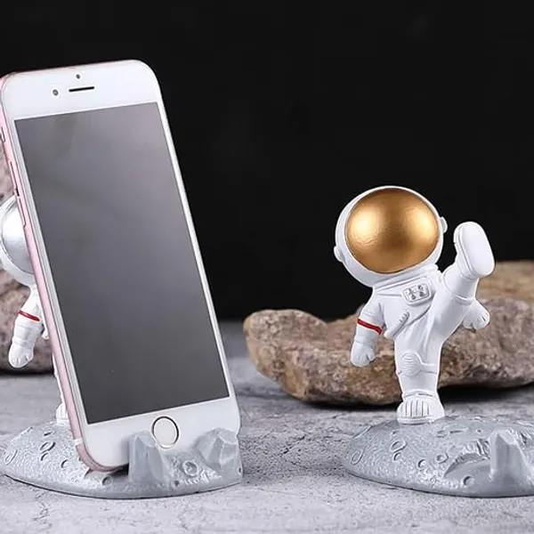 Cute_Astronaut_Phone_Holder_Moon_Base_Stand_Resin_Spaceman_Mobile_Stand_Desktop_Holder_For_All_Smartphones_Universal_Phone_Stand_For_Desk_Office_Home_Decor