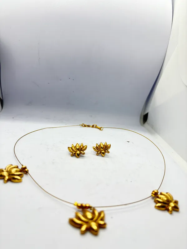 ALPIFY_–_Golden_Lotus_Grace_Set
