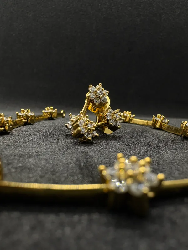 ALPIFY_–_Daisy_Diamond_Glow_Choker