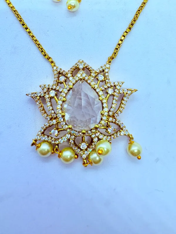 ALPIFY_–_Lotus_Bloom_Crystal_Layered_Set
