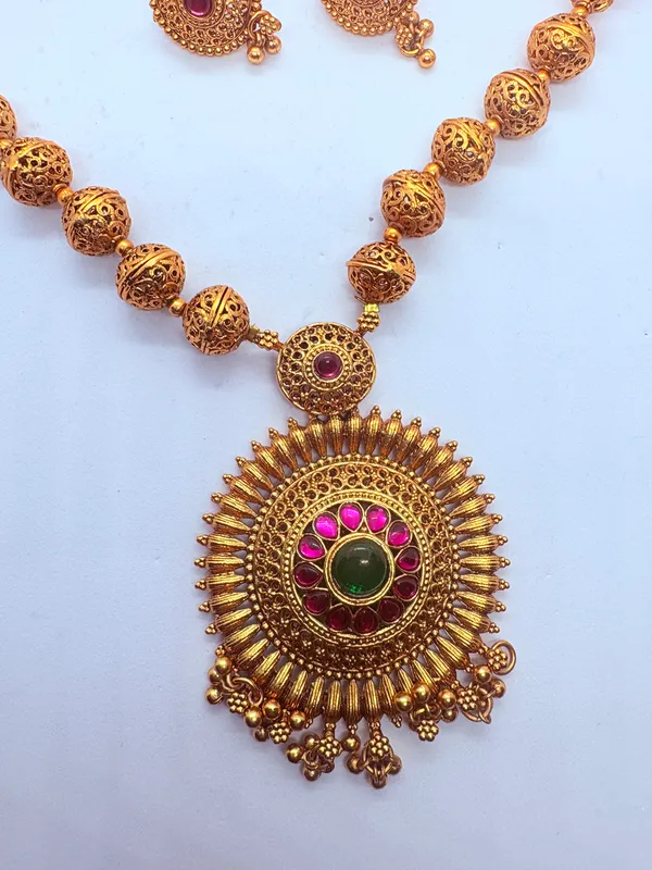 ALPIFY_–_Grand_Ruby_Aura_Statement_Haram