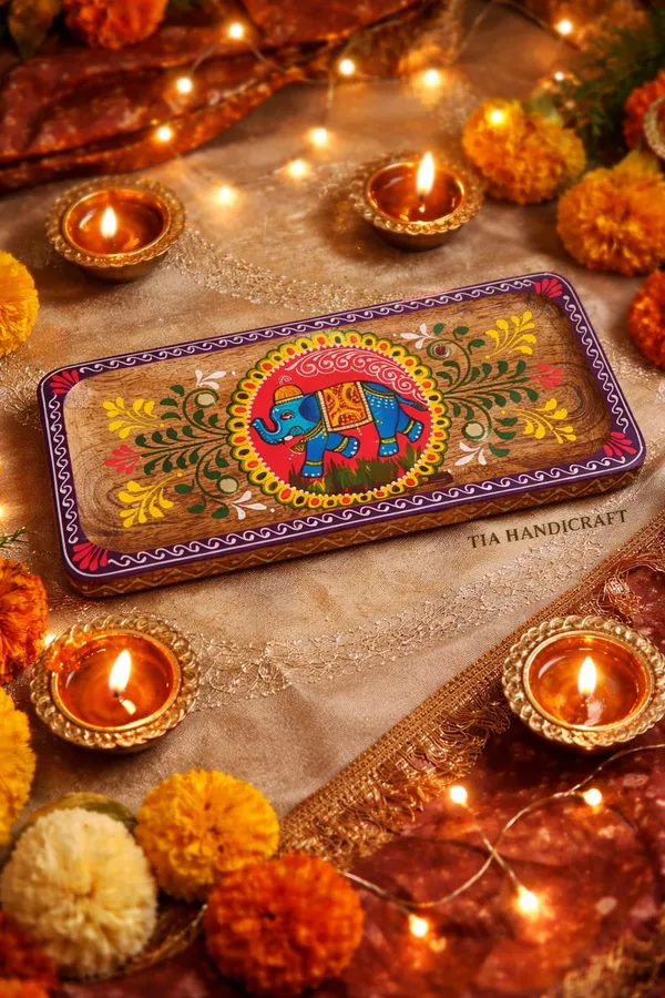 Wooden_Serving_Tray_Set-_Handcrafted_&_Hand-Painted_for_Kitchen