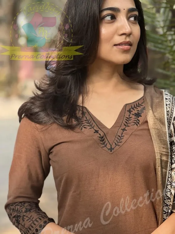 Coffee_Brown_Printed_Cotton_Suit_Set_For_Women