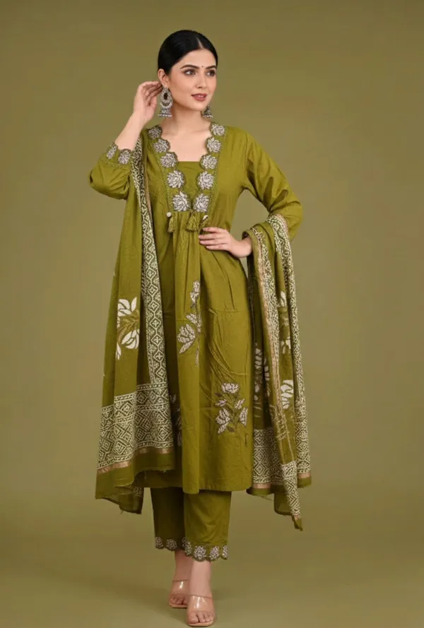Green_Cotton_Embroidered_3-Piece_Suit_Set_For_Women
