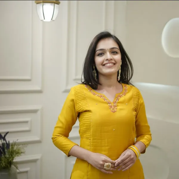 Mustard_Magic_Handwork_Cotton_Kurti_Set_For_Women