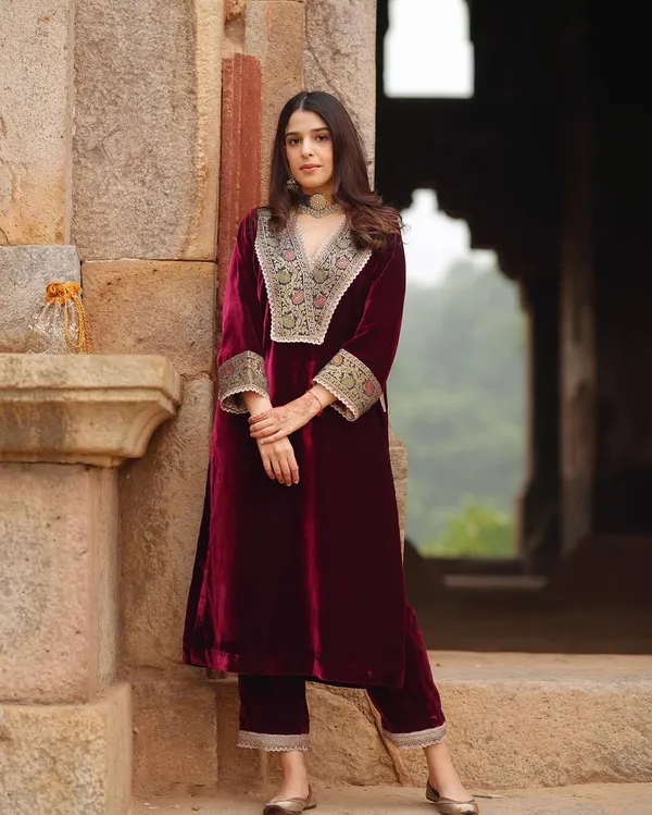 Royal_Maroon_Premium_Digital_Print_Velvet_Set_For_Women
