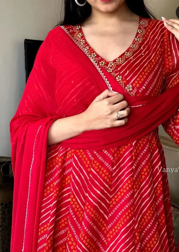 Red_Bandhej_Cotton_Anarkali_Suit_Set_With_Dupatta_For_Women