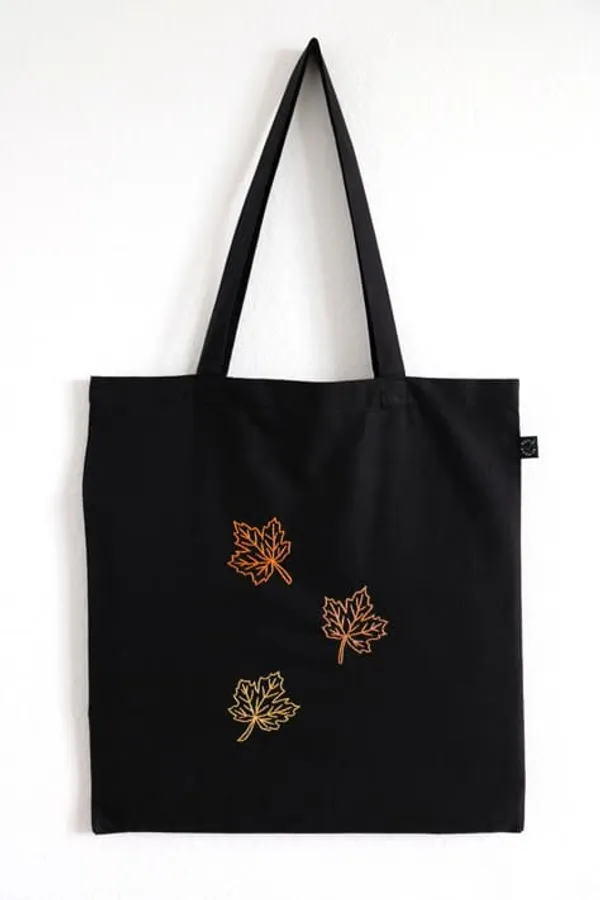 Black_Canvas_Fabric_Hand_Tote_Bag_For_Women